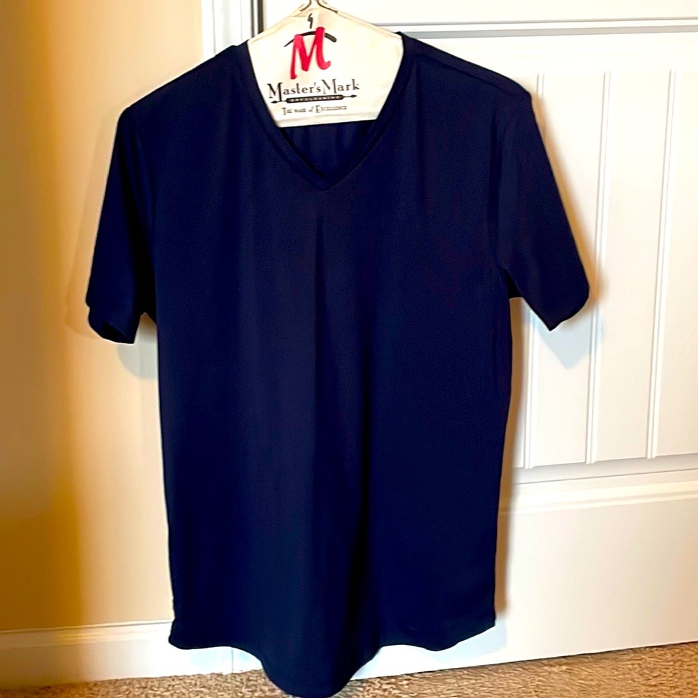 Mens large curve hem Cuts V Neck T shirt